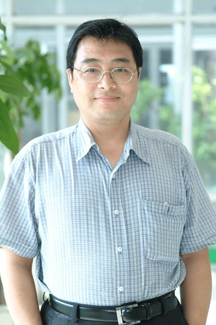 Photo of Kuen-Sheng WangProfessor
